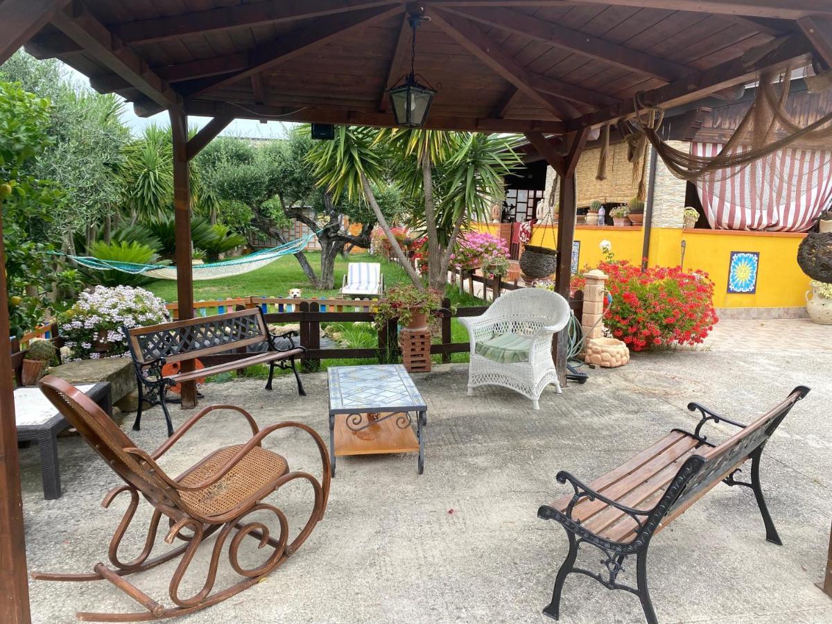 Chalet Del Girasole Castellabate Εξωτερικό φωτογραφία